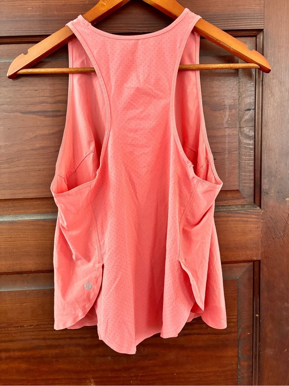 Lululemon Lightweight Stretch Running Tank Top in Raspberry Cream Reflective - Picture 2 of 10